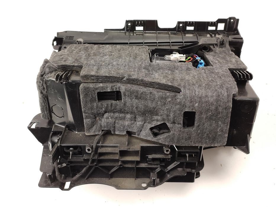 Schowek konsoli pasażera prawy beż mercedes glk x204 2008–2015