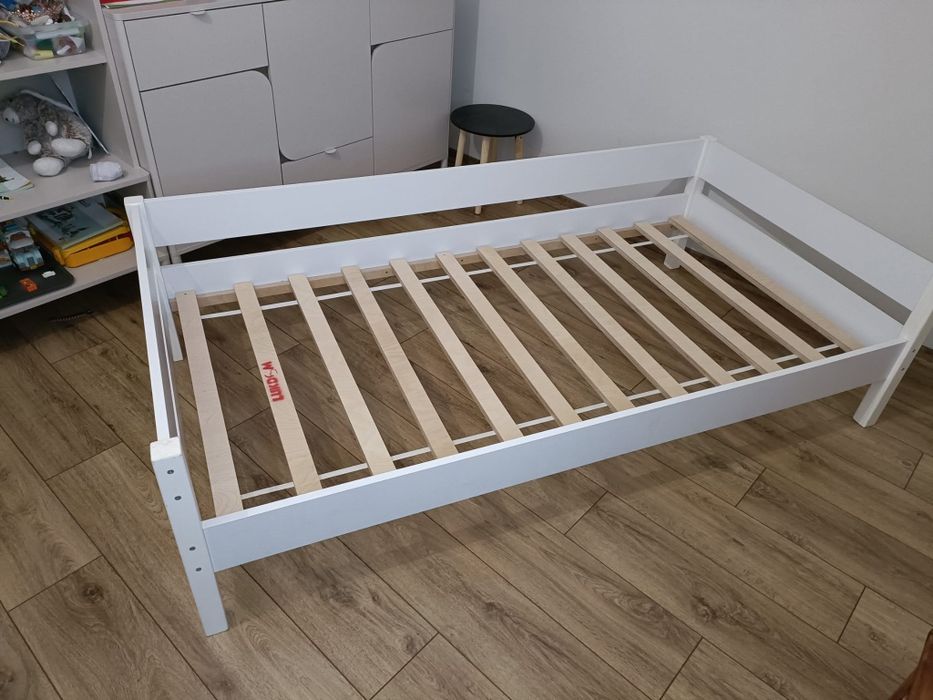 Łóżko białe 180x90