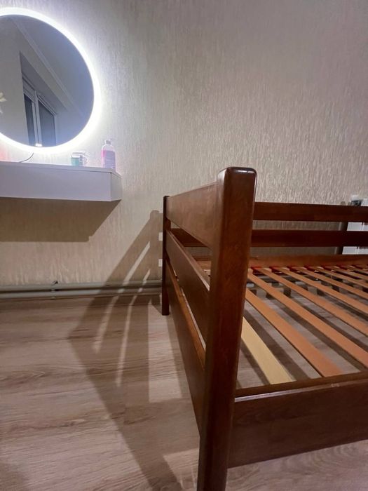 Продам ліжко дитяче з матрацом