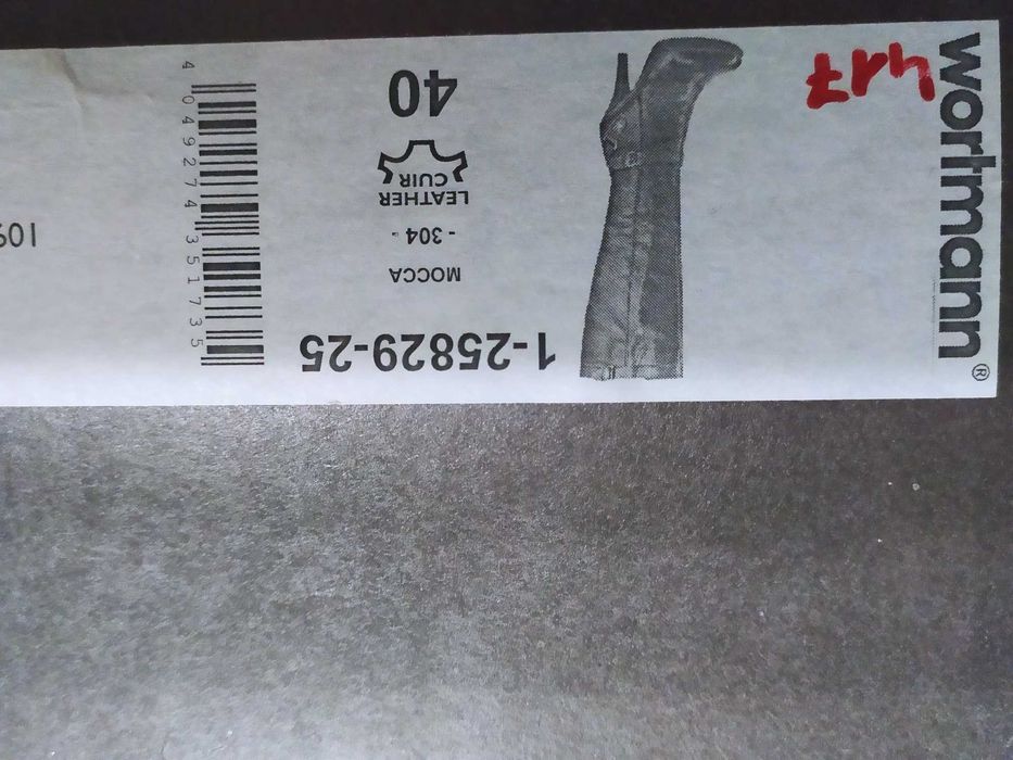 Skórzane kozaki firmy Tamaris 40