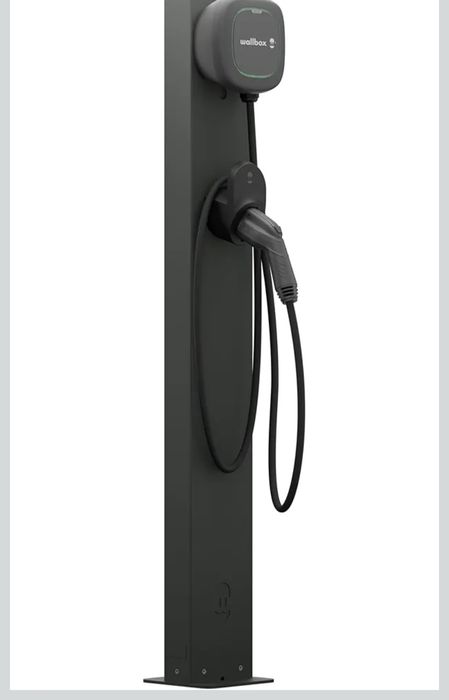 Pedestal universal para carregamento elétrico