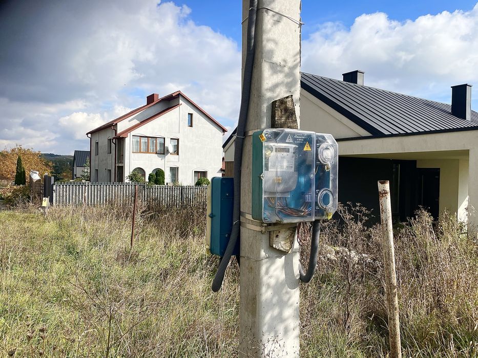 Продаж земельної ділянки 12 соток, рівна !