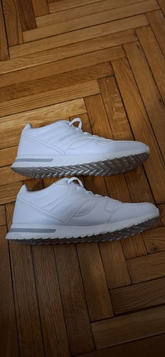 Buty męskie białe