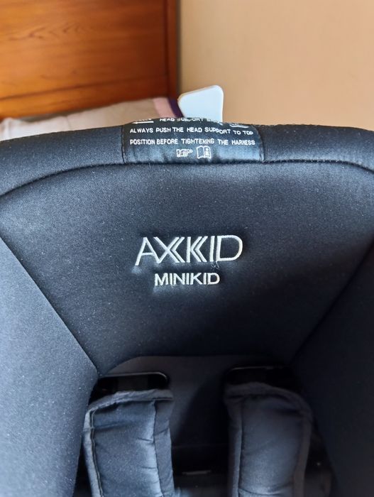 Cadeira auto,para usar em contra marcha