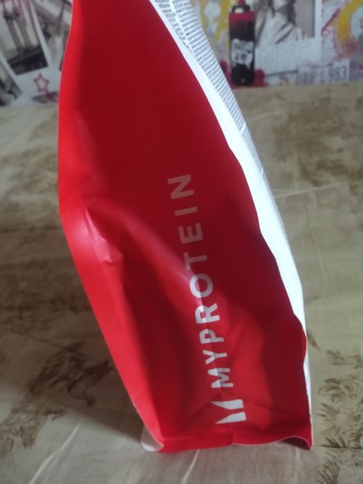 Продам Myprotein Impact Whey Isolate 1кг  Вкус chocolate