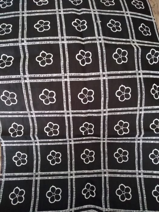 Tira de tecido, para aplicar renda.