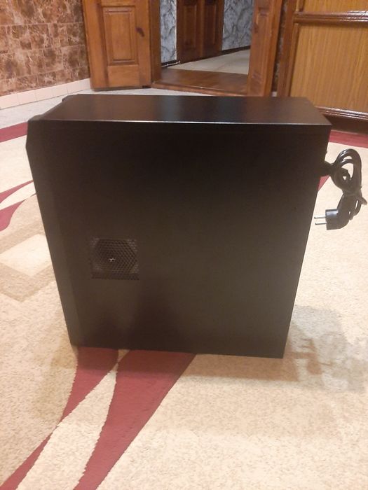 Продам пк блок .