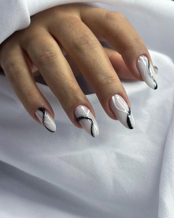 Наращивание ногтей,маникюр