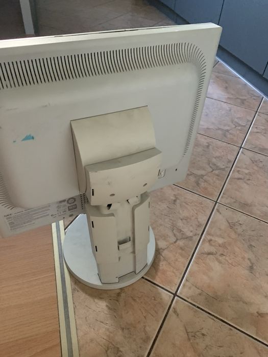 Monitor komputerowy