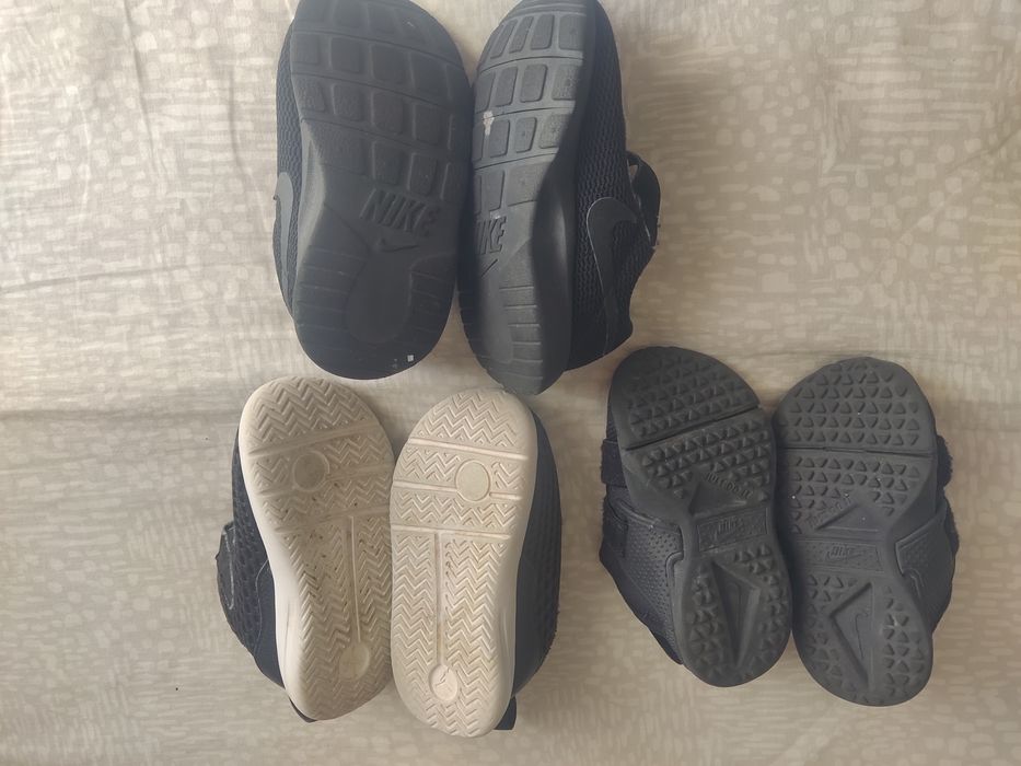 Sapatilhas Nike (conjunto)