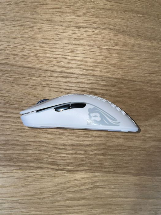 Glorious Model O Wireless - Like New64551765370114124