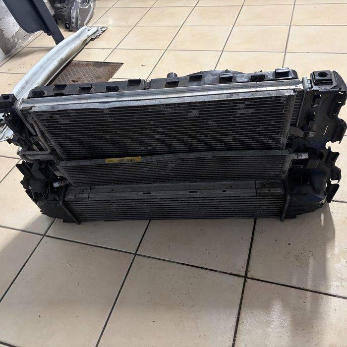 Conjunto radiador para volvo v60 hibrida