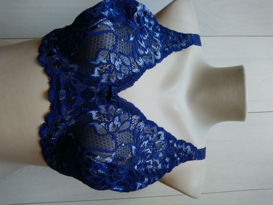 Новий бюстгальтер Triumph  70C розмір