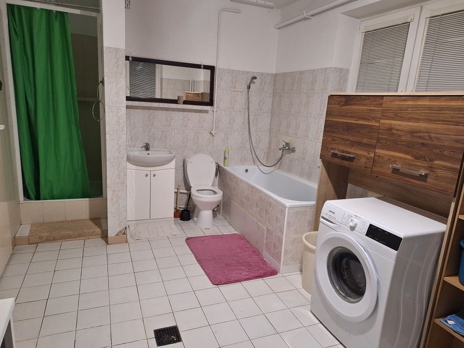 kondygnację 2 pokoje
Do wynaj