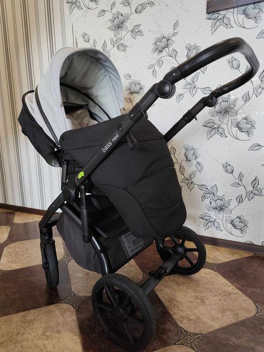 Коляска Roan Bass Next універсальна 2 в 1