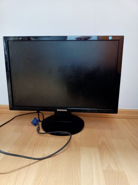 Monitor LCD do komputera Samsung 22"