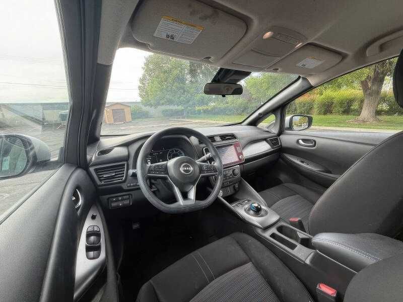 2023 Nissan LEAF S