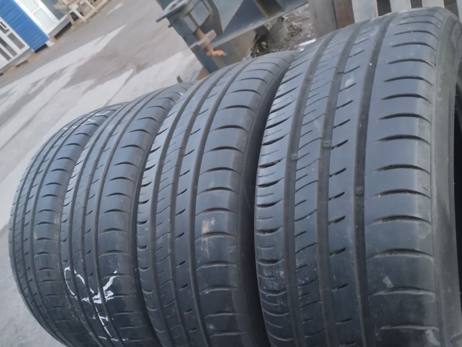 Шини б.в. 195/55/16 kumho літо 4 шт  ідеал
