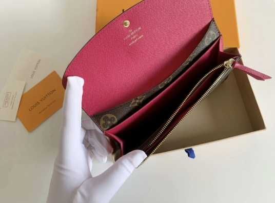 LOUIS VUITTON Emilie Różowa czerwona klamra