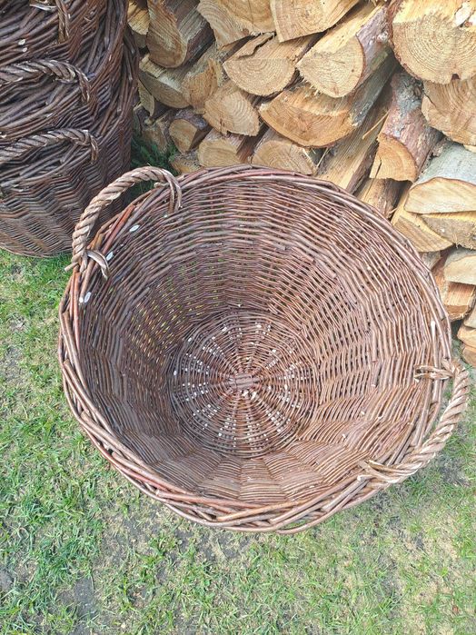 Wiklinowe kosze gospodarcze