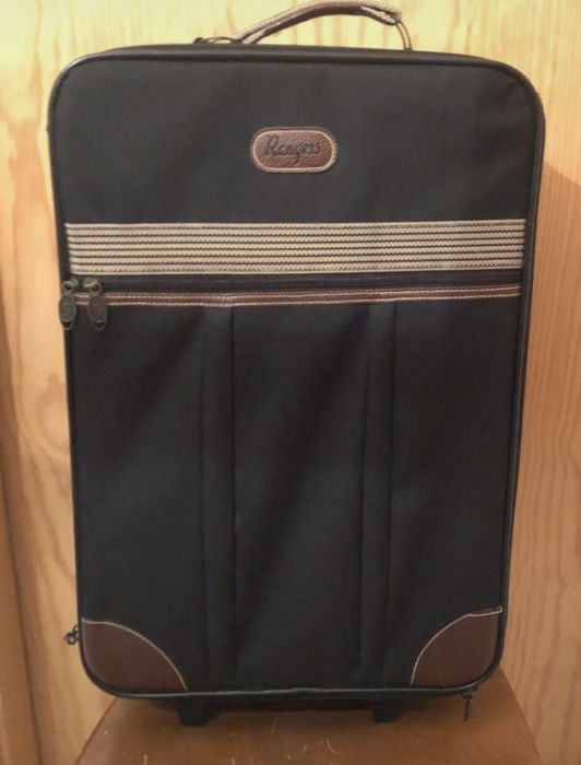 Trolley médio preto e camel