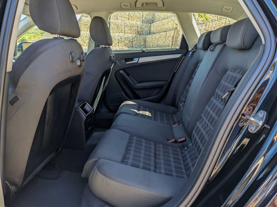 Audi A4 Avant B8 2.0 143cv AUTO