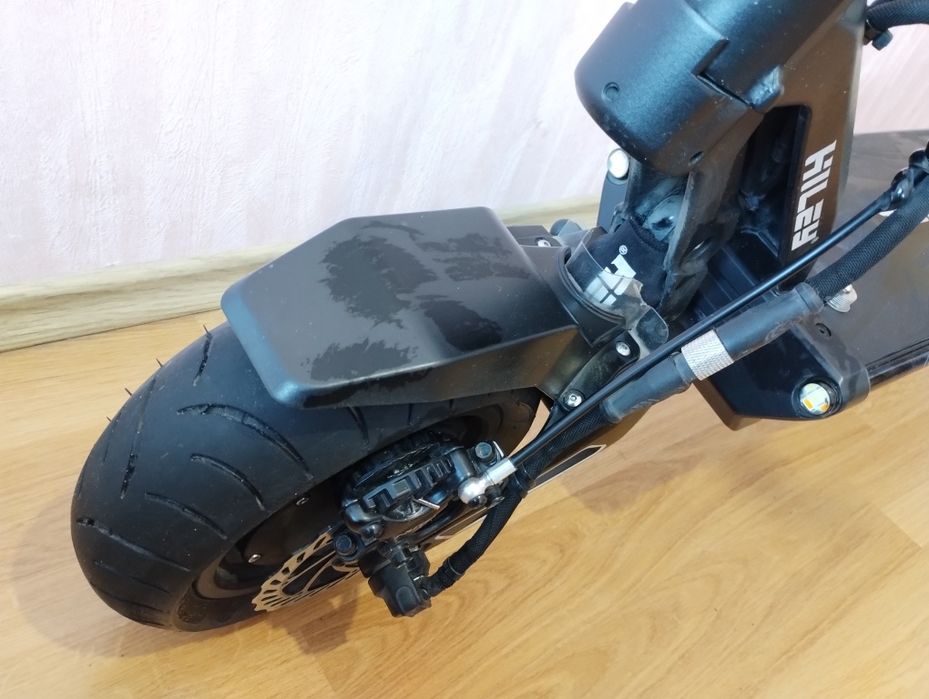 Електросамокат Hiley Tiger 10 GT 60V 23Ah  Два мотори по 1.4 kW