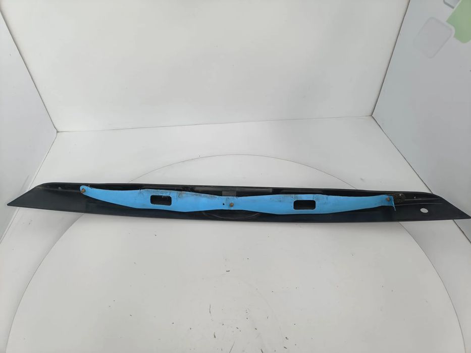 Friso tampa mala / régua luzes matricula FORD Focus I (DAW, DBW)