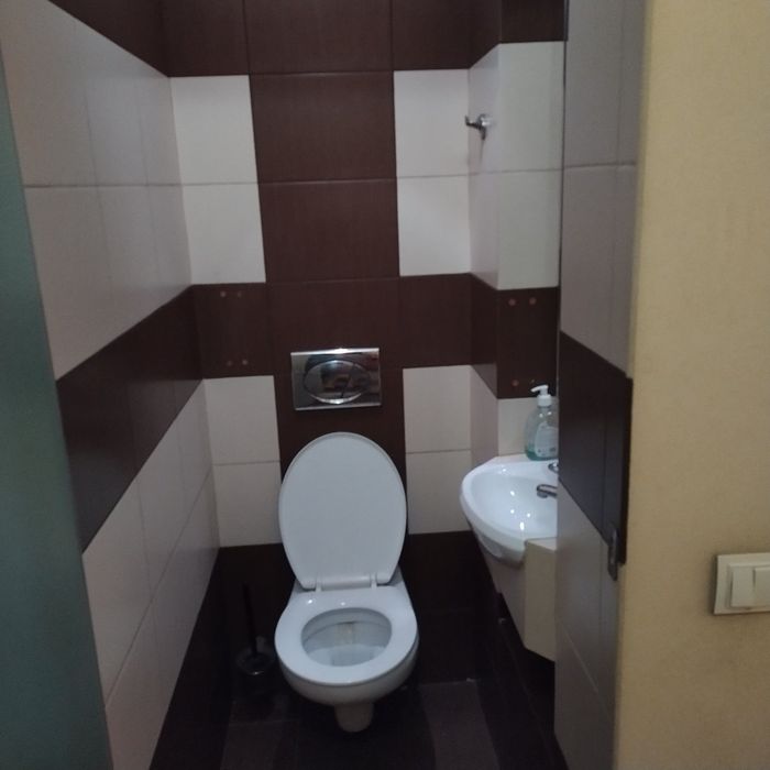 Продаж приміщення
