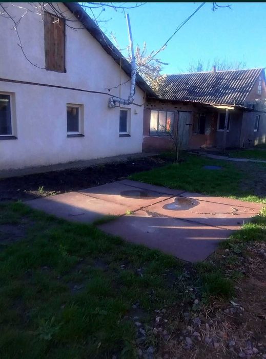 Продам окремий будинок у передмісті