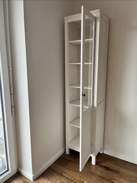 Witryna ikea hemnes