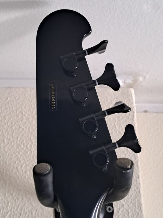 Baixo elétrico epiphone thunderbird goth custom