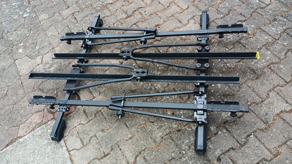 Кріплення для велосипедів на авто