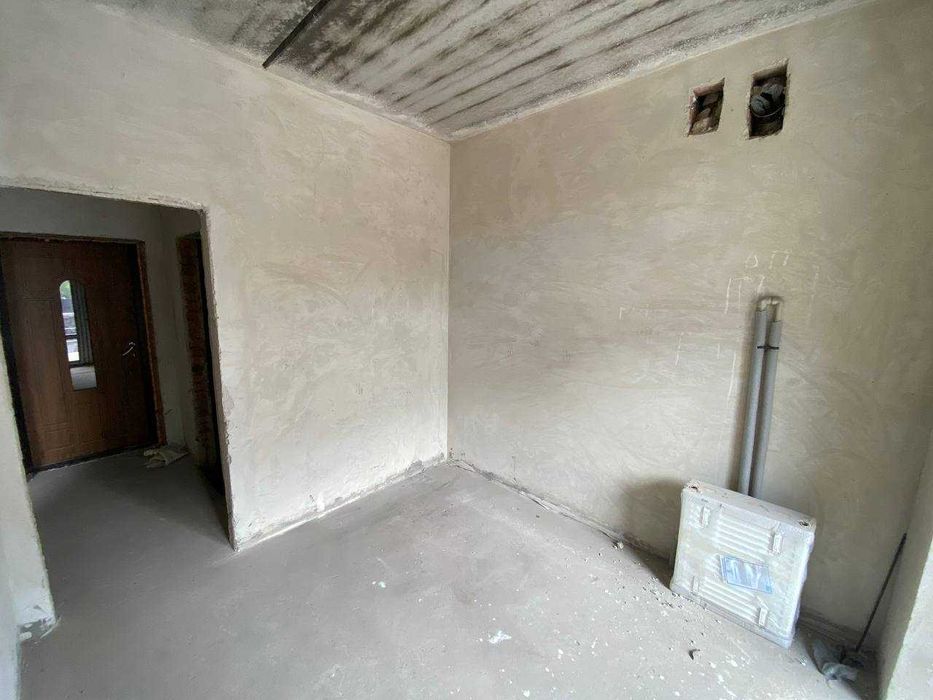 Продам фасадне приміщення Гатне вул Інститутська 47 ЖК Спутнік-Теремки