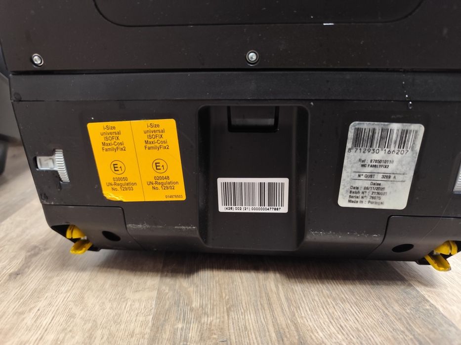 Fotelik Maxi Cosi 0-15 M z bazą MC PearlPro2  oraz FamilyFix2