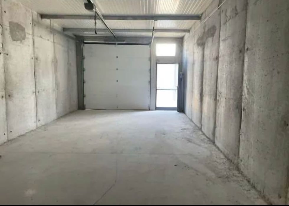 Garagem 42m2 capacidade 4 carros