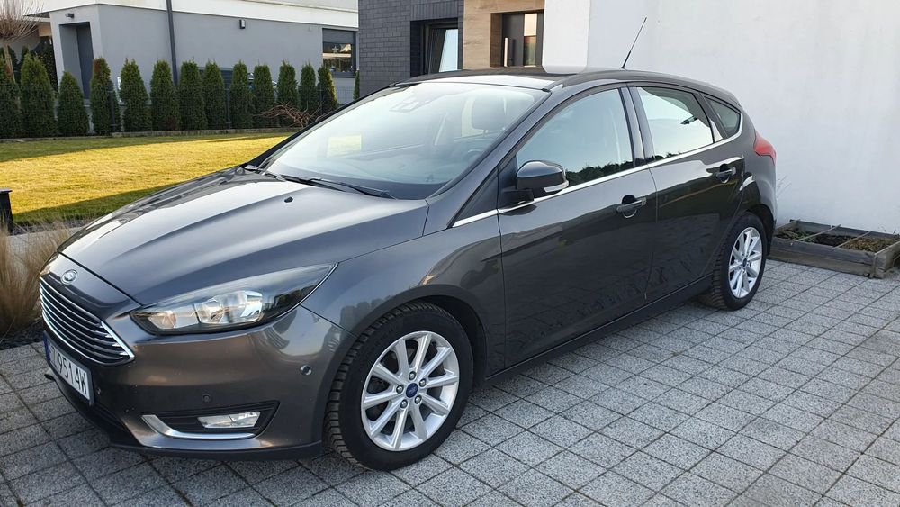 Ford Focus Ford Focus Mk3 FL 1.5 TDCi Titanium, pak. Winter, sam parkuje