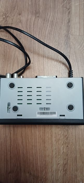 Тюнер Manta DVB-T017.