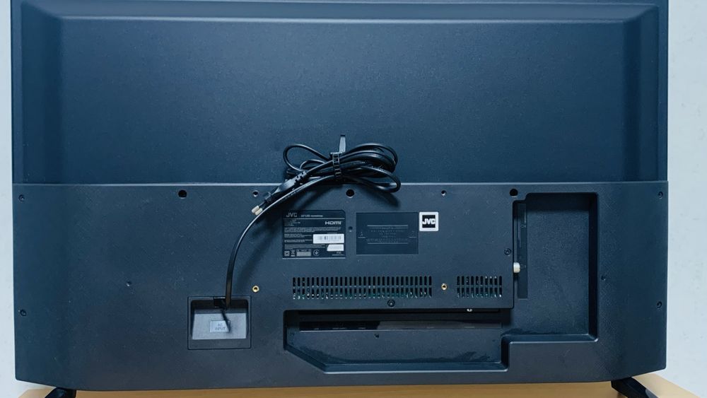 LED Tv JVC 32” відмінний стан