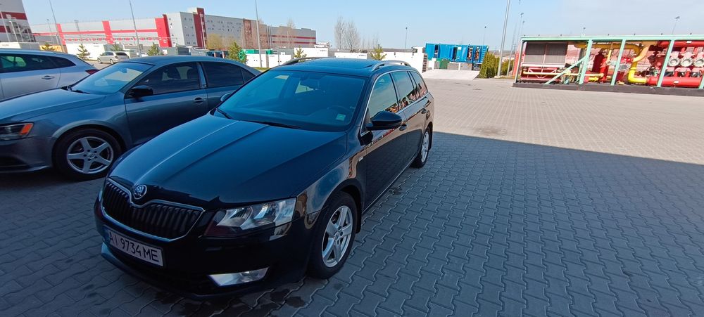 Skoda Octavia 2015 VIN TMBJG7NE6G0143560 фото оголошення 2 з 8