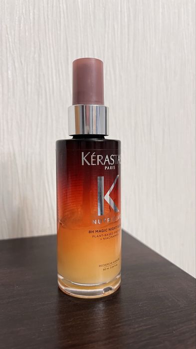 Kerastase 8-годинна нічна живильна сироватка для сухого волосся