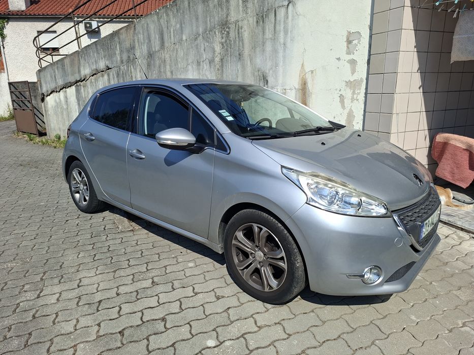 Peugeot 208 — fotografia 6