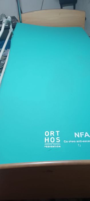 Cama artuculada manual mais pendural