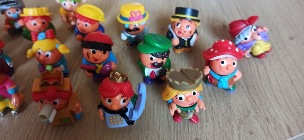 Figurki z Kinder niespodzianki