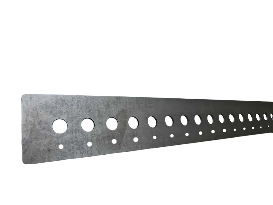 Szablon stolarski rząd otworów  fi 4 i 16,2  rozstaw 32 mm - 552x74x3