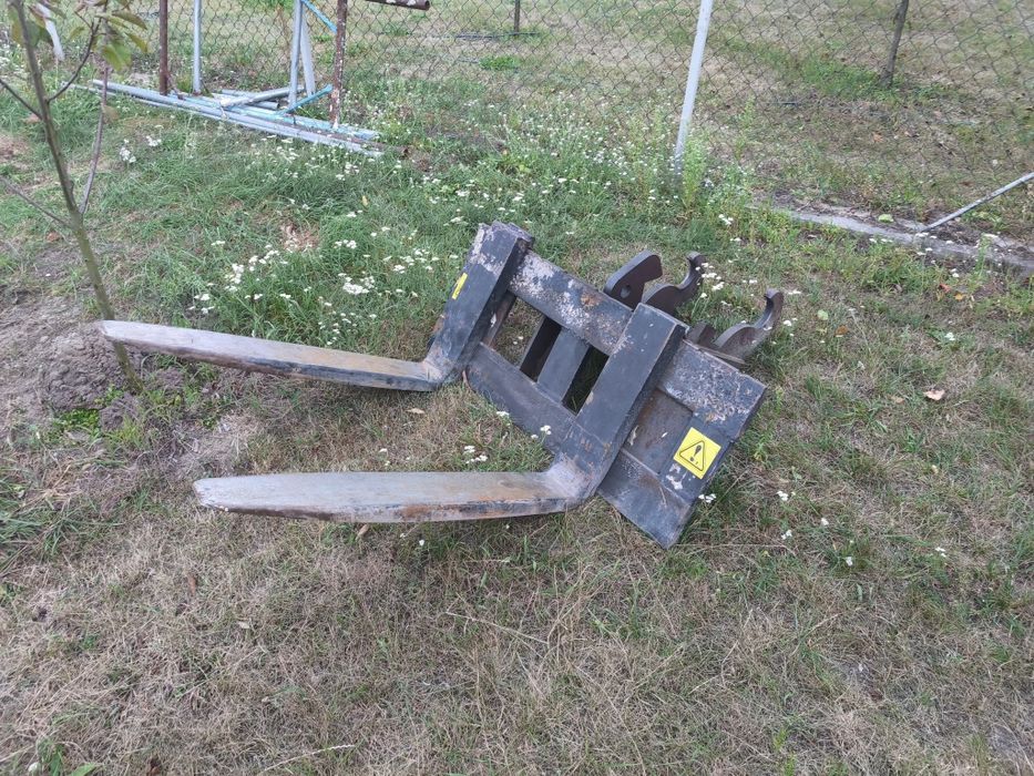 Usługi koparką kołową•roboty ziemne