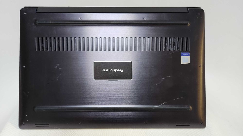 4K Dell Precision 5530 i9 8950HK 16  512 P2000 4GB
