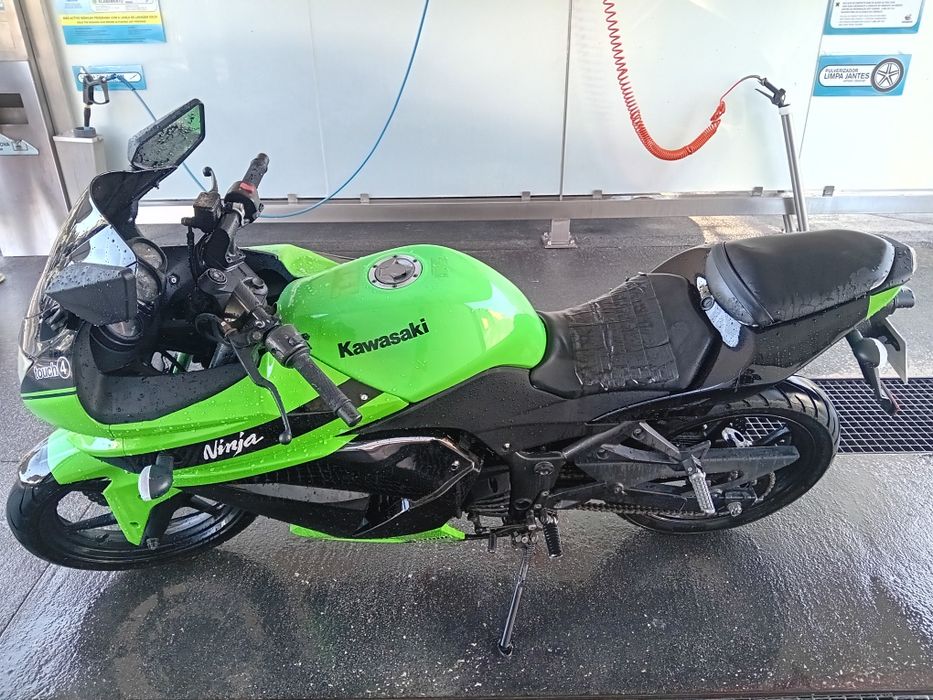 Vendo Kawasaki ninja 250cc 2009