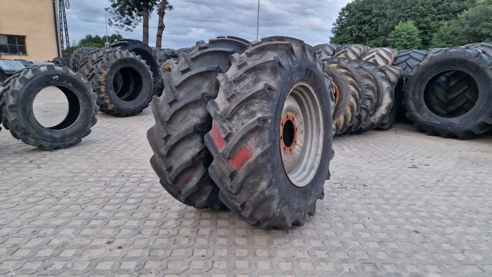 koła 18.4-30, 18.4/15-30, 18.4r30 460/85r30 BKT 12PR