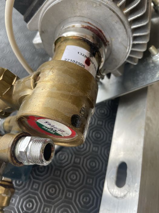 Bomba eletrica de agua